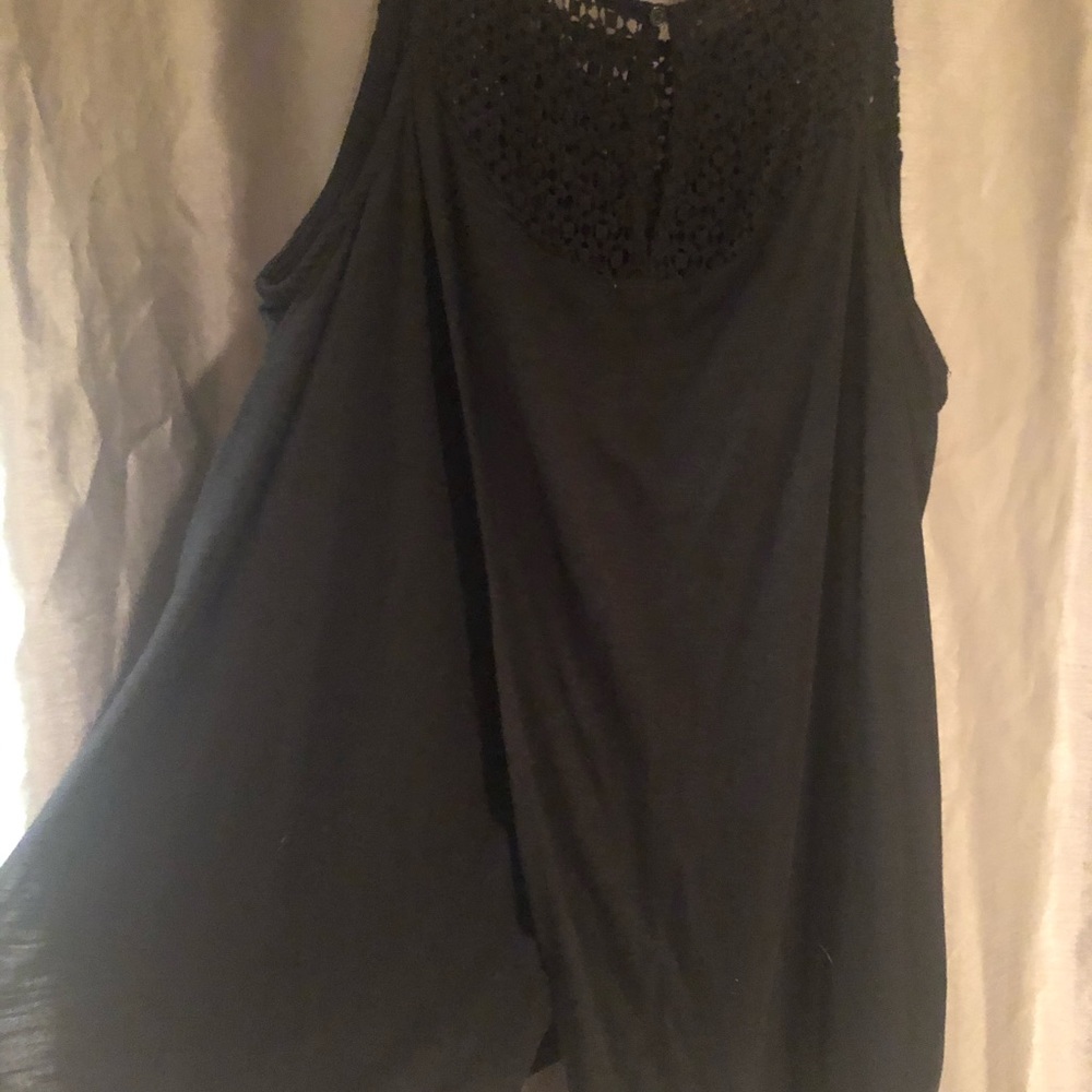 Knit sleeveless top